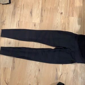 Lululemon mesh all the way down leggings